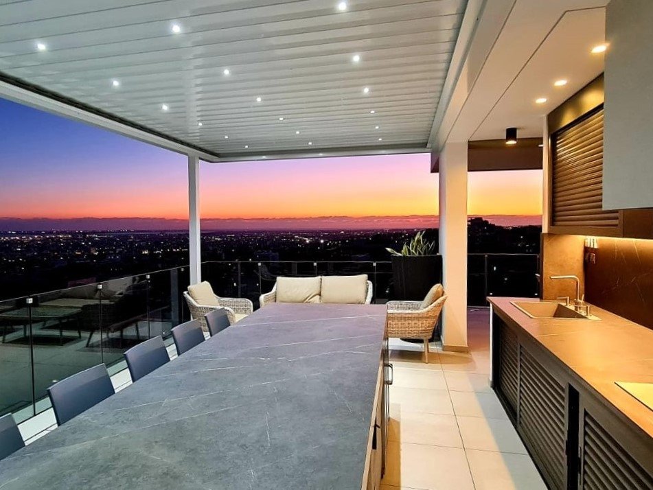 3 bedrooms Penthouse in Mesa Geitonia, Limassol, Cyprus No. 56152