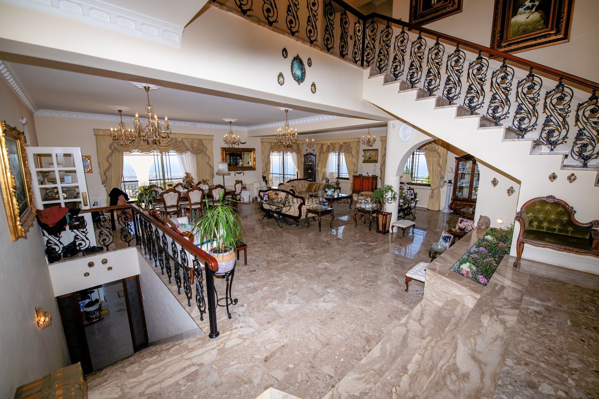 5 chambres Villa à Tala, Paphos, Chypre No. 7781