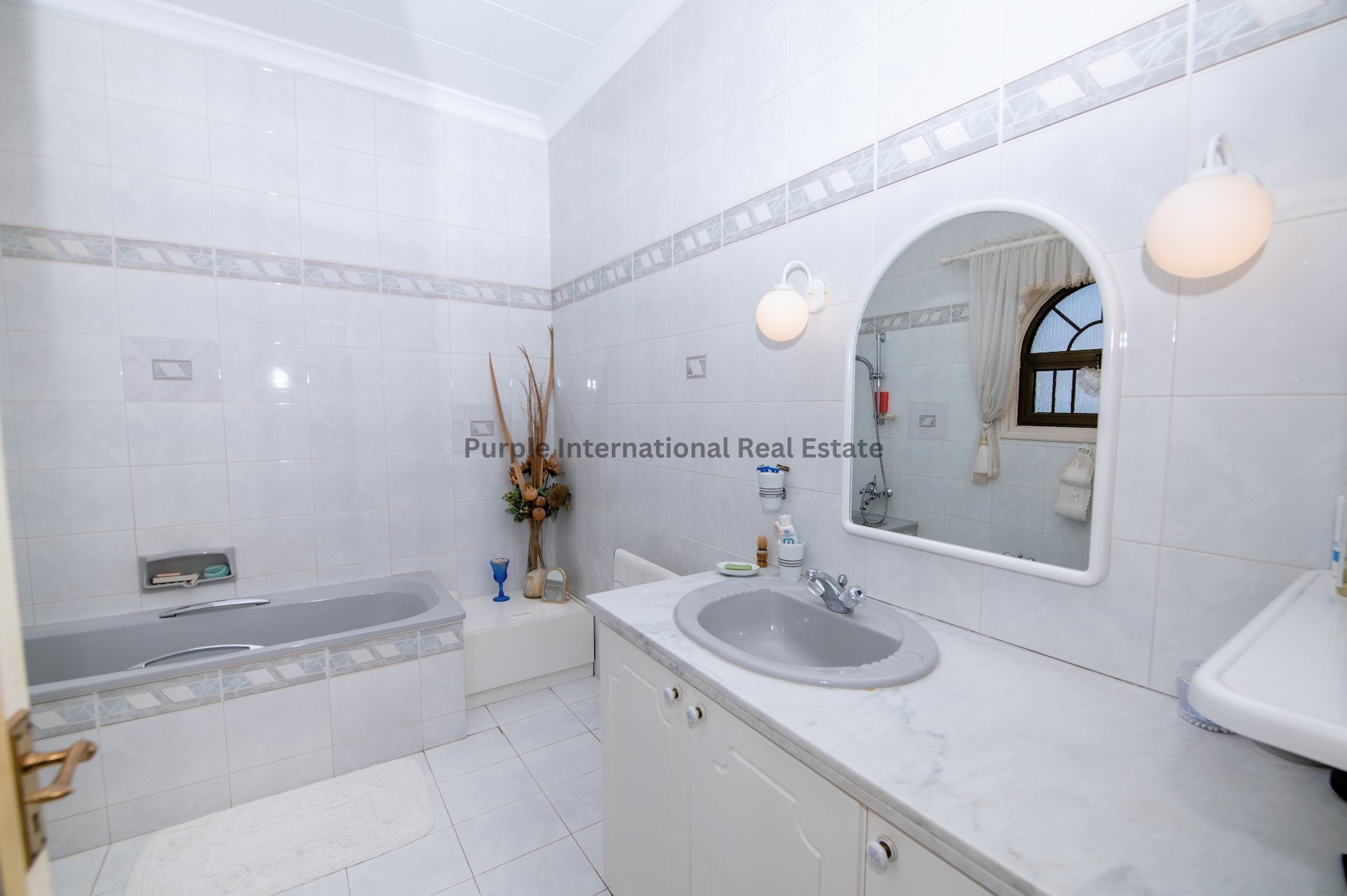 5 chambres Villa à Tala, Paphos, Chypre No. 7781