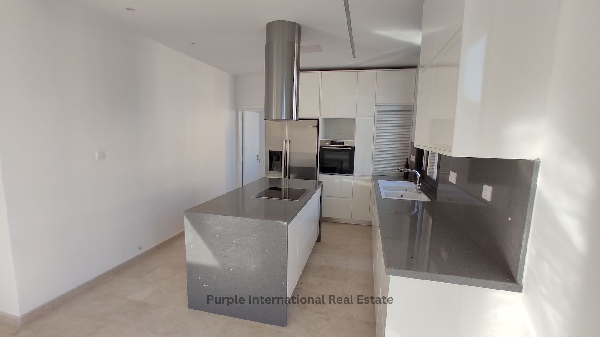 4 chambres Villa à Chloraka, Paphos, Chypre No. 35799