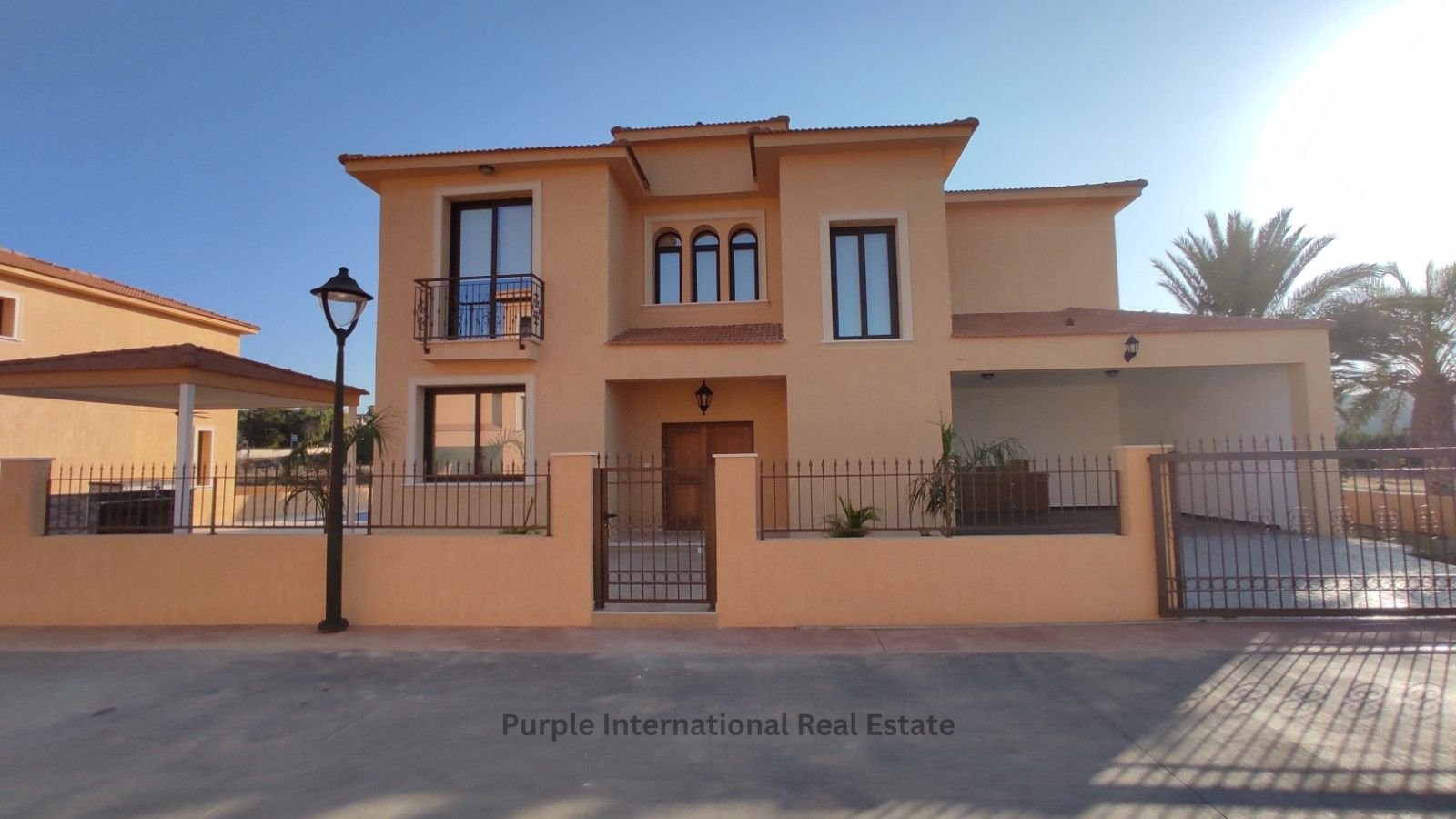 4 chambres Villa à Chloraka, Paphos, Chypre No. 35799