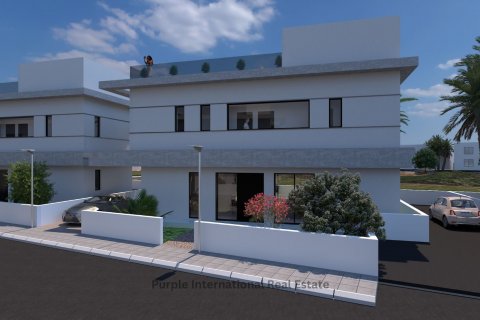 4 bedrooms Villa in Paralimni, Ammochostos, Cyprus No. 35640