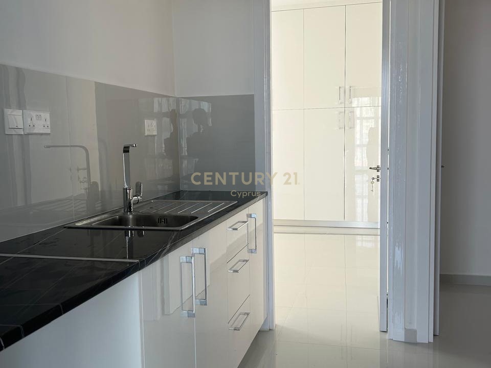 7 chambres Villa à Germasogeia, Limassol, Chypre No. 55484