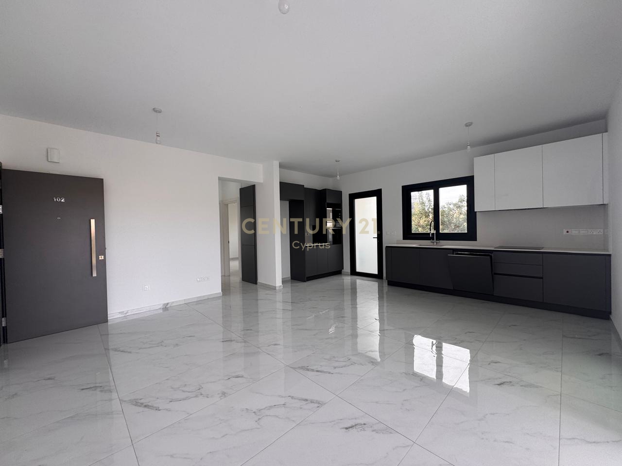 2 bedrooms Penthouse in Limassol, Cyprus No. 55970