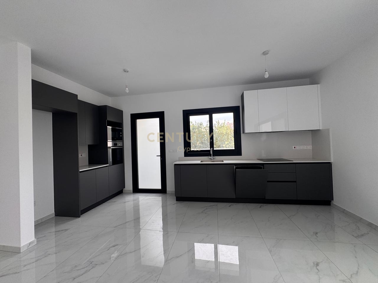 2 bedrooms Penthouse in Limassol, Cyprus No. 55970