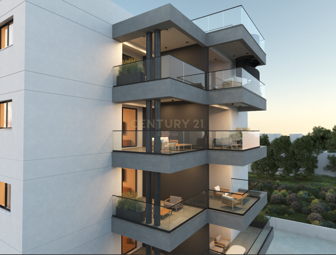 3 bedrooms Apartment in Limassol, Cyprus No. 56183