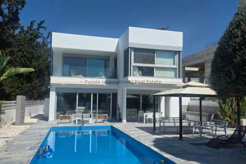 3 bedrooms Villa in Pervolia, Larnaka, Cyprus No. 53321