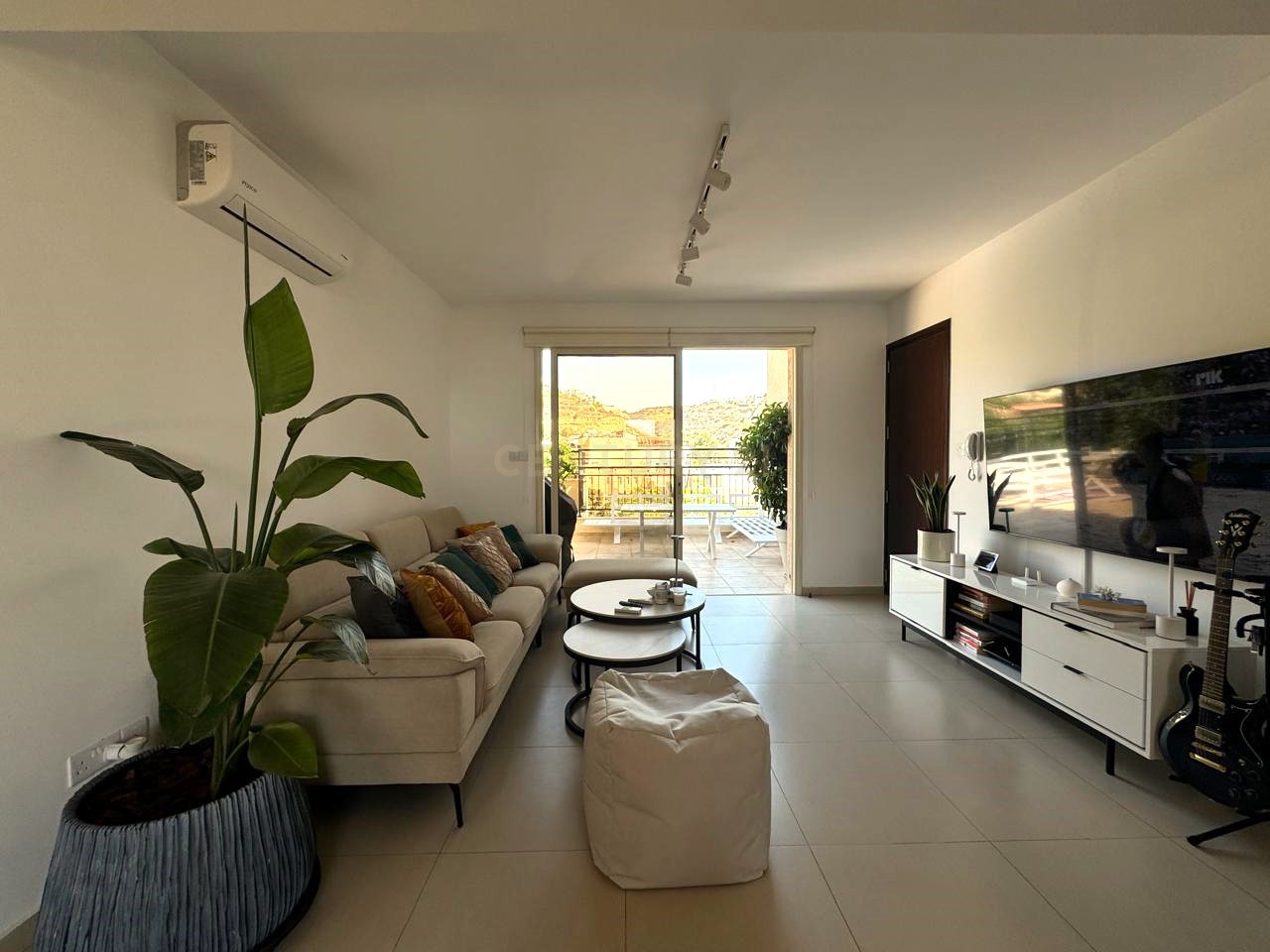 3 bedrooms Penthouse in Limassol, Cyprus No. 33734