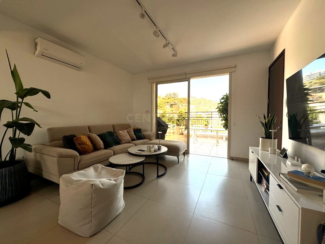 3 bedrooms Penthouse in Limassol, Cyprus No. 33734
