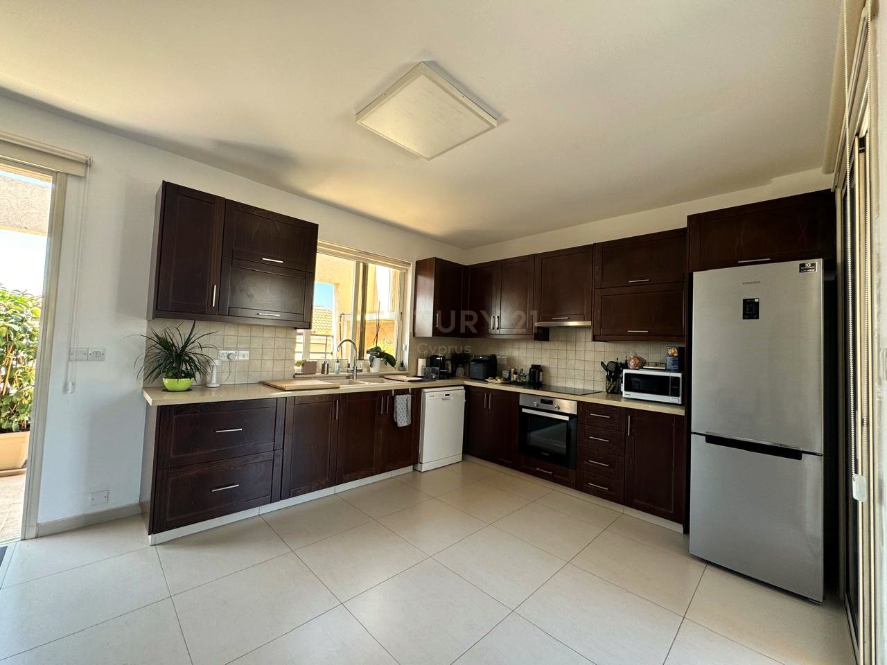 3 bedrooms Penthouse in Limassol, Cyprus No. 33734