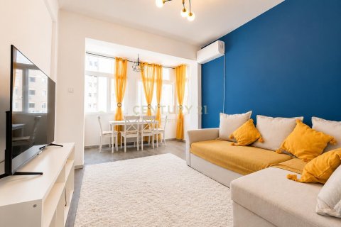 1 bedroom Apartment in Limassol, Cyprus No. 33732