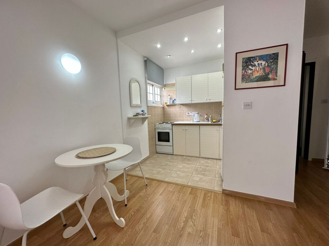 4 bedrooms Apartment in Limassol, Cyprus No. 38177