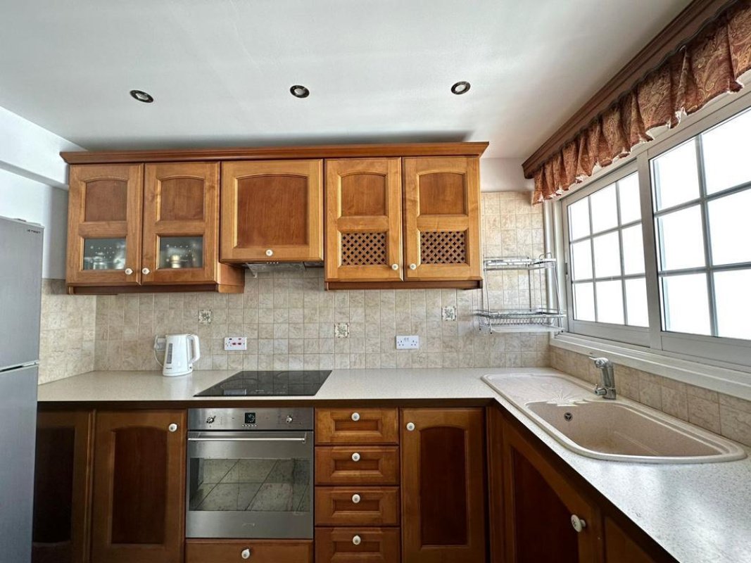4 bedrooms Apartment in Limassol, Cyprus No. 38177