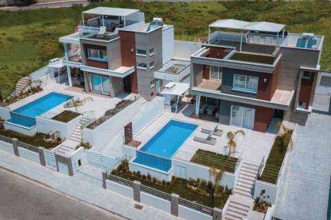 3 chambres Villa à Mouttagiaka, Limassol, Chypre No. 45526