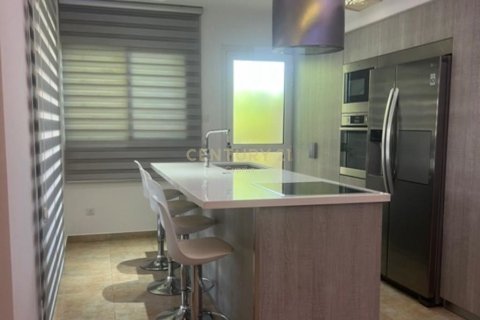 3 dormitorios Apartamento en Zakaki, Limassol, Chipre No. 53467