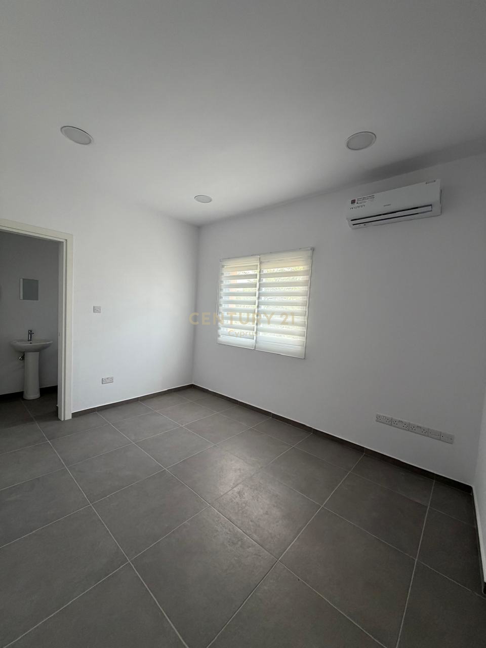 Офис 110м2 в Меса Гитонья, Лимасол, Кипр № 53463