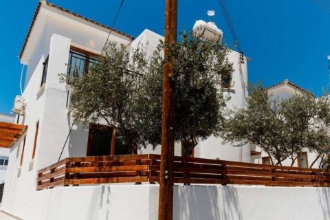 3 dormitorios Villa en Tremithousa, Paphos, Chipre No. 53320