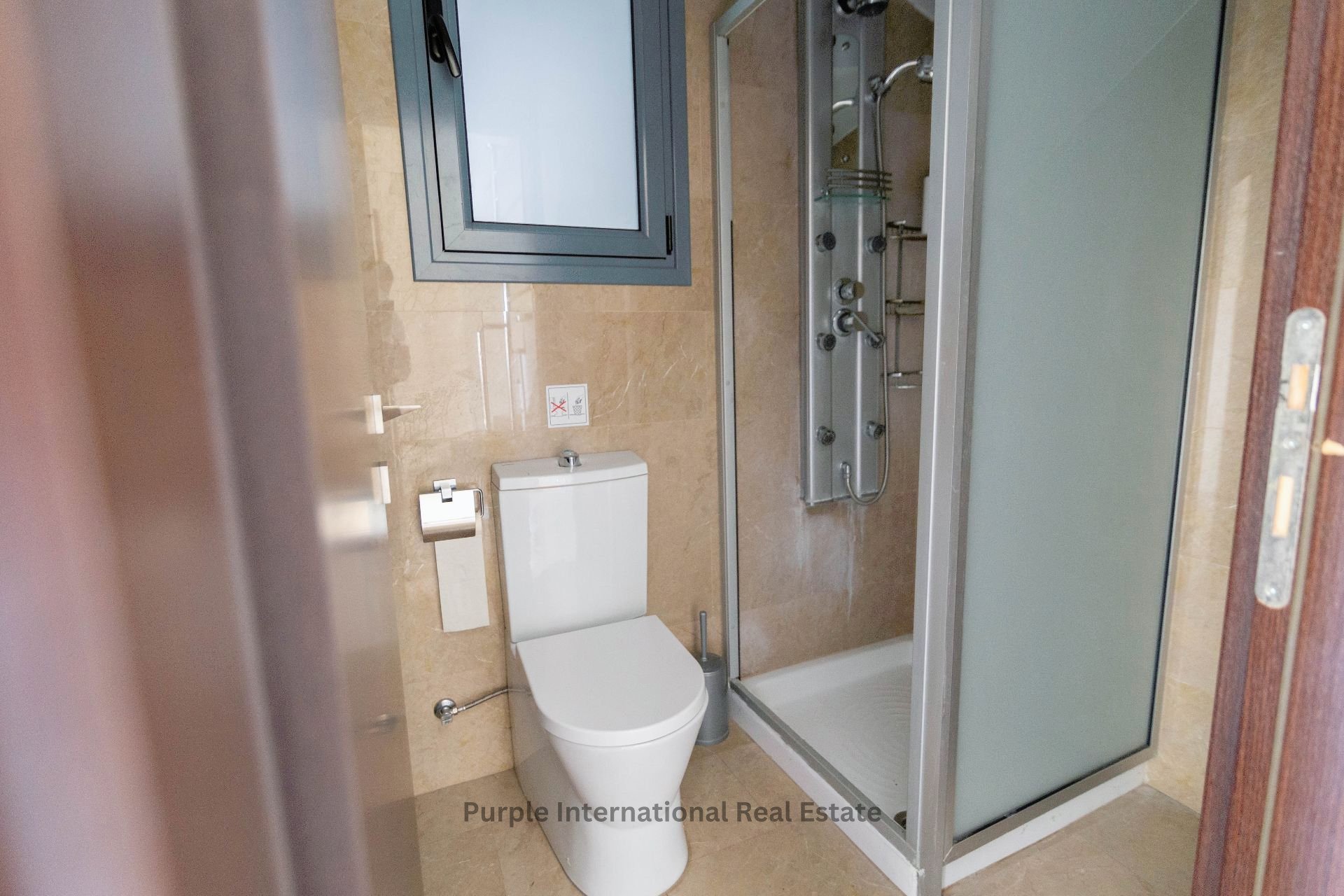 2 dormitorios Apartamento en Larnaca, Larnaka, Chipre No. 36688