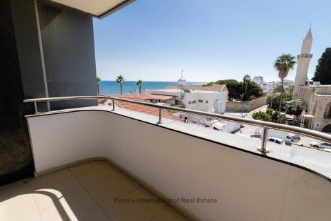 2 dormitorios Apartamento en Larnaca, Larnaka, Chipre No. 36688