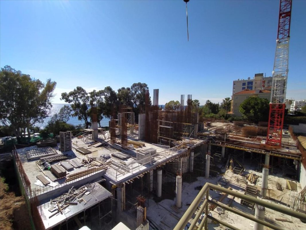 2 bedrooms Apartment in Limassol, Cyprus No. 38572