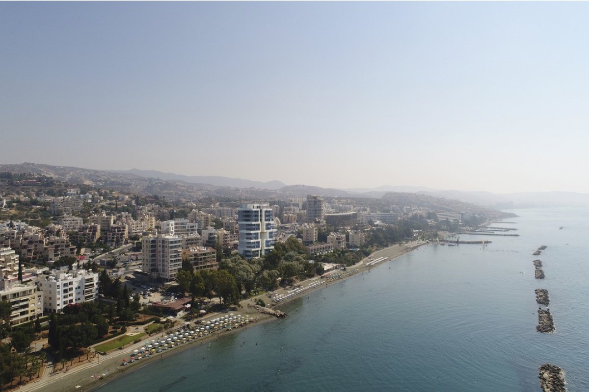2 bedrooms Apartment in Limassol, Cyprus No. 38572