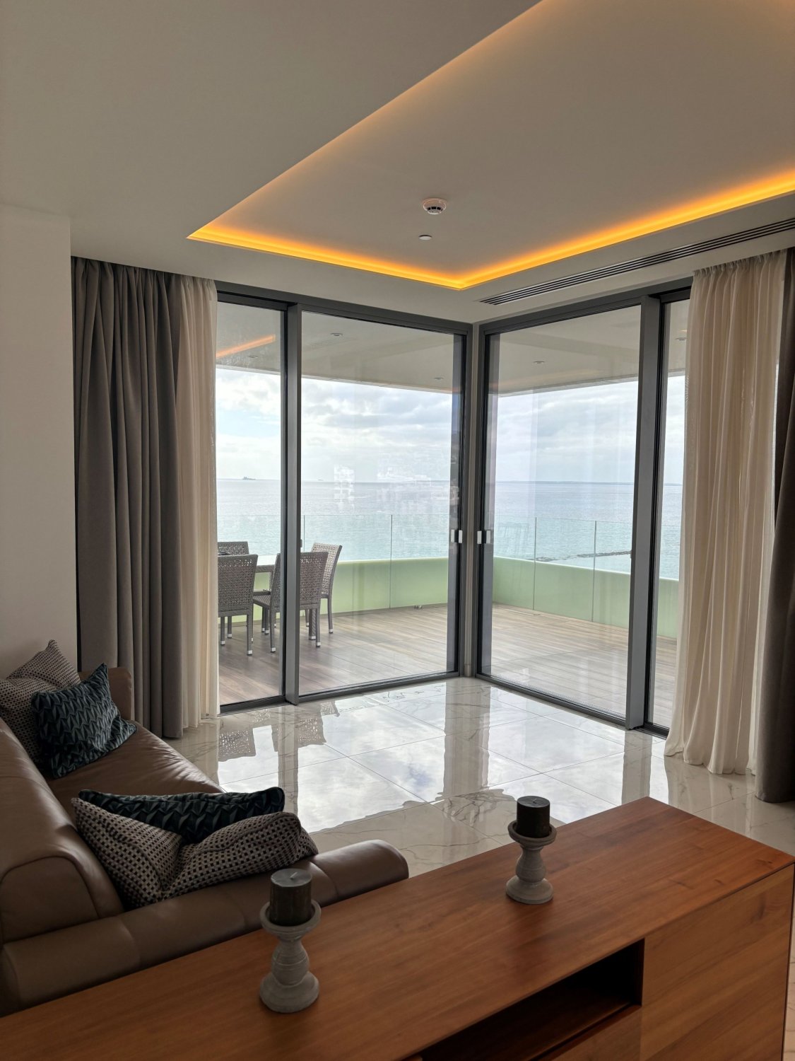 2 bedrooms Apartment in Limassol, Cyprus No. 48971