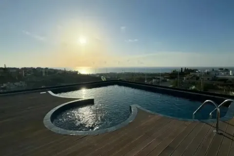 3 bedrooms Penthouse in Chloraka, Paphos, Cyprus No. 27595