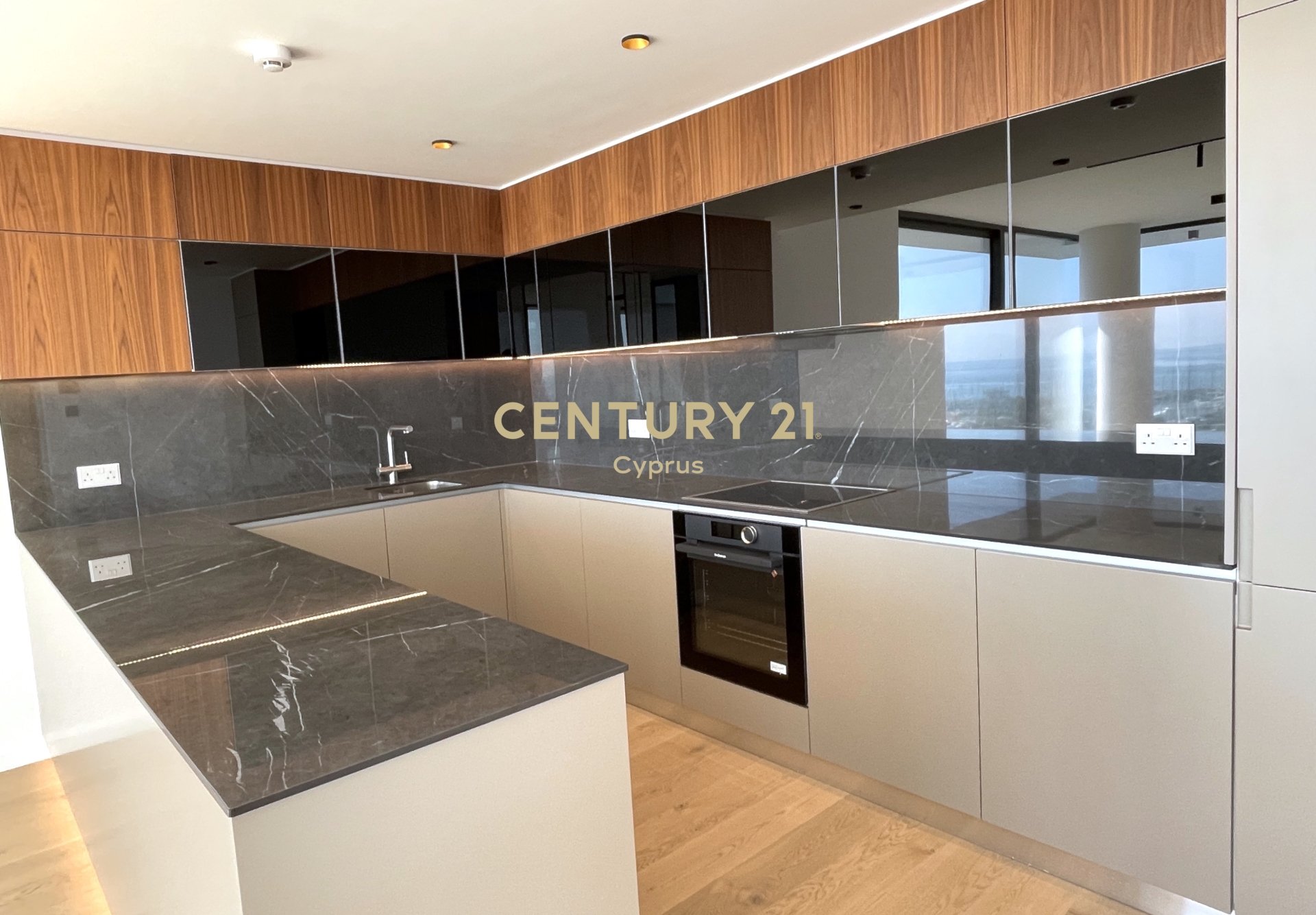 3 dormitorios Apartamento en Larnaca, Larnaka, Chipre No. 54408
