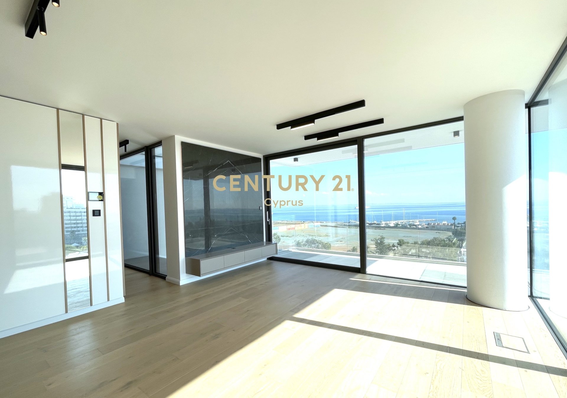 3 dormitorios Apartamento en Larnaca, Larnaka, Chipre No. 54408