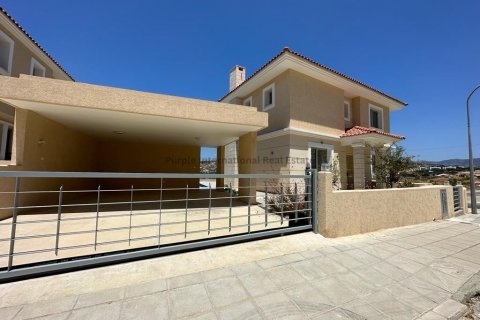 5 bedrooms Villa in Agios Tychonas, Limassol, Cyprus No. 37810