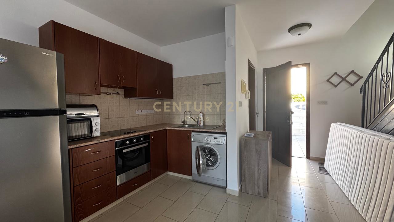 2 bedrooms Apartment in Germasogeia, Limassol, Cyprus No. 53983