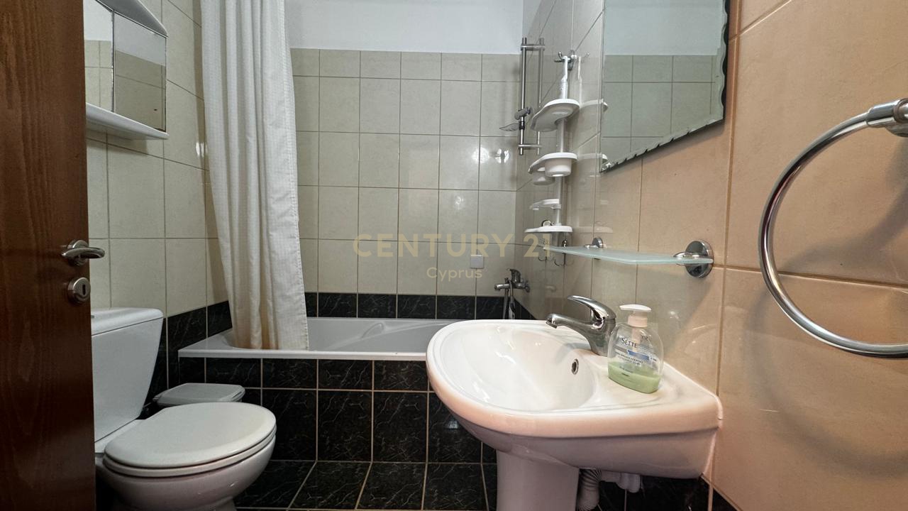 2 bedrooms Apartment in Germasogeia, Limassol, Cyprus No. 53983