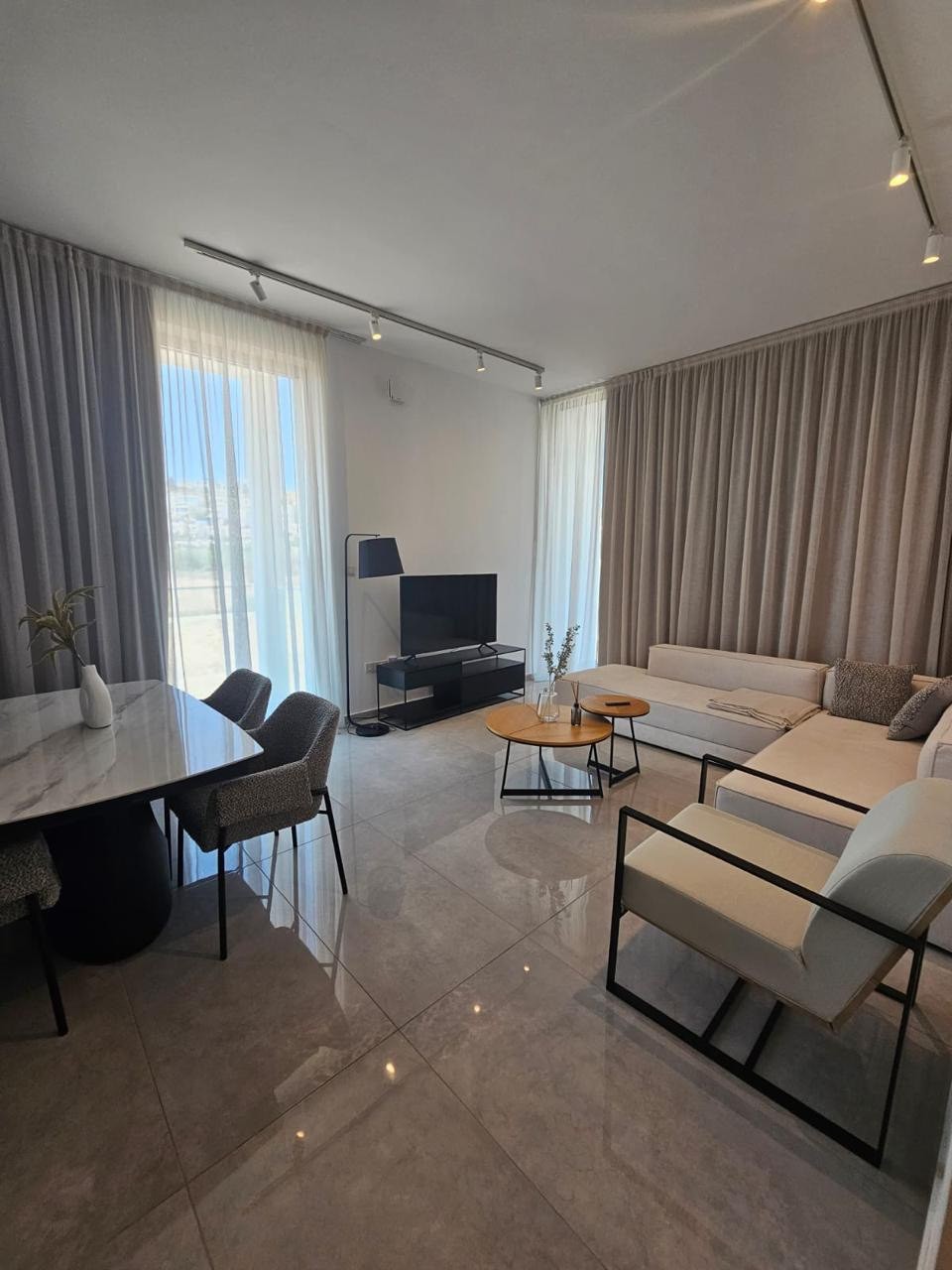 2 bedrooms Apartment in Paphos, Cyprus No. 48342