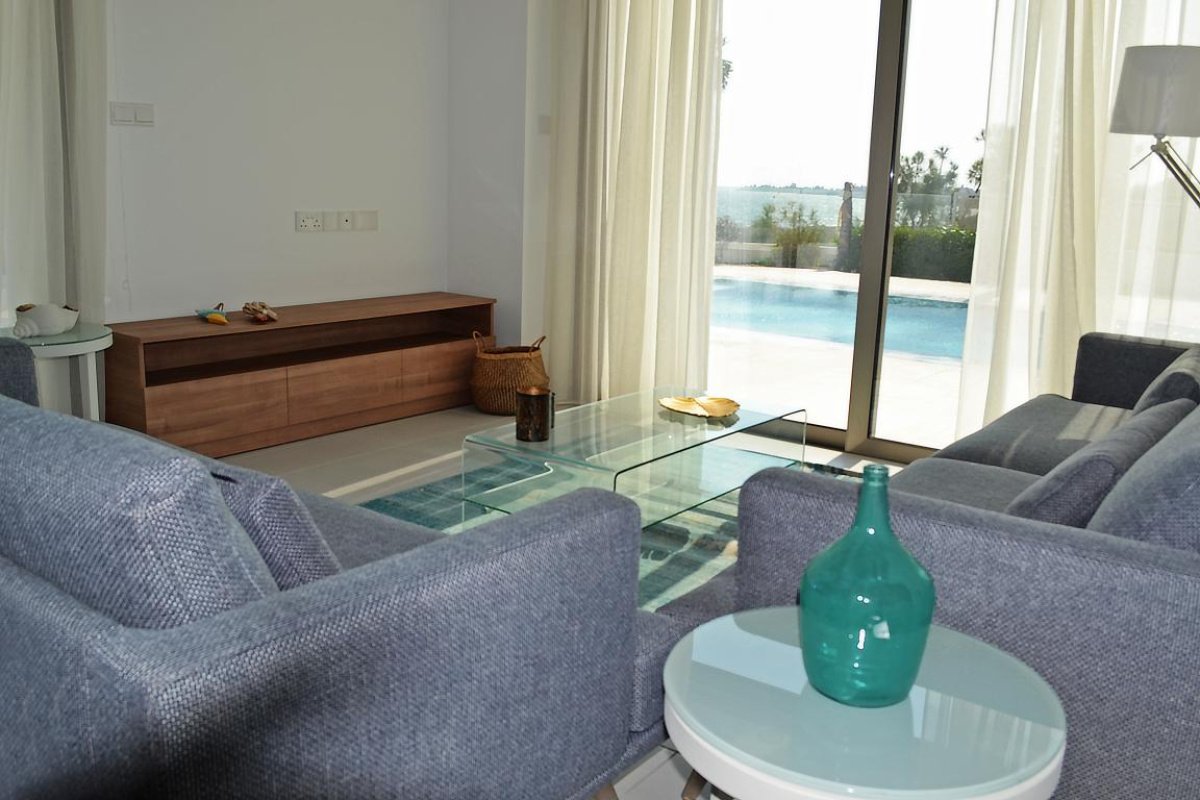 3 bedrooms Villa in Larnaca, Larnaka, Cyprus No. 38644
