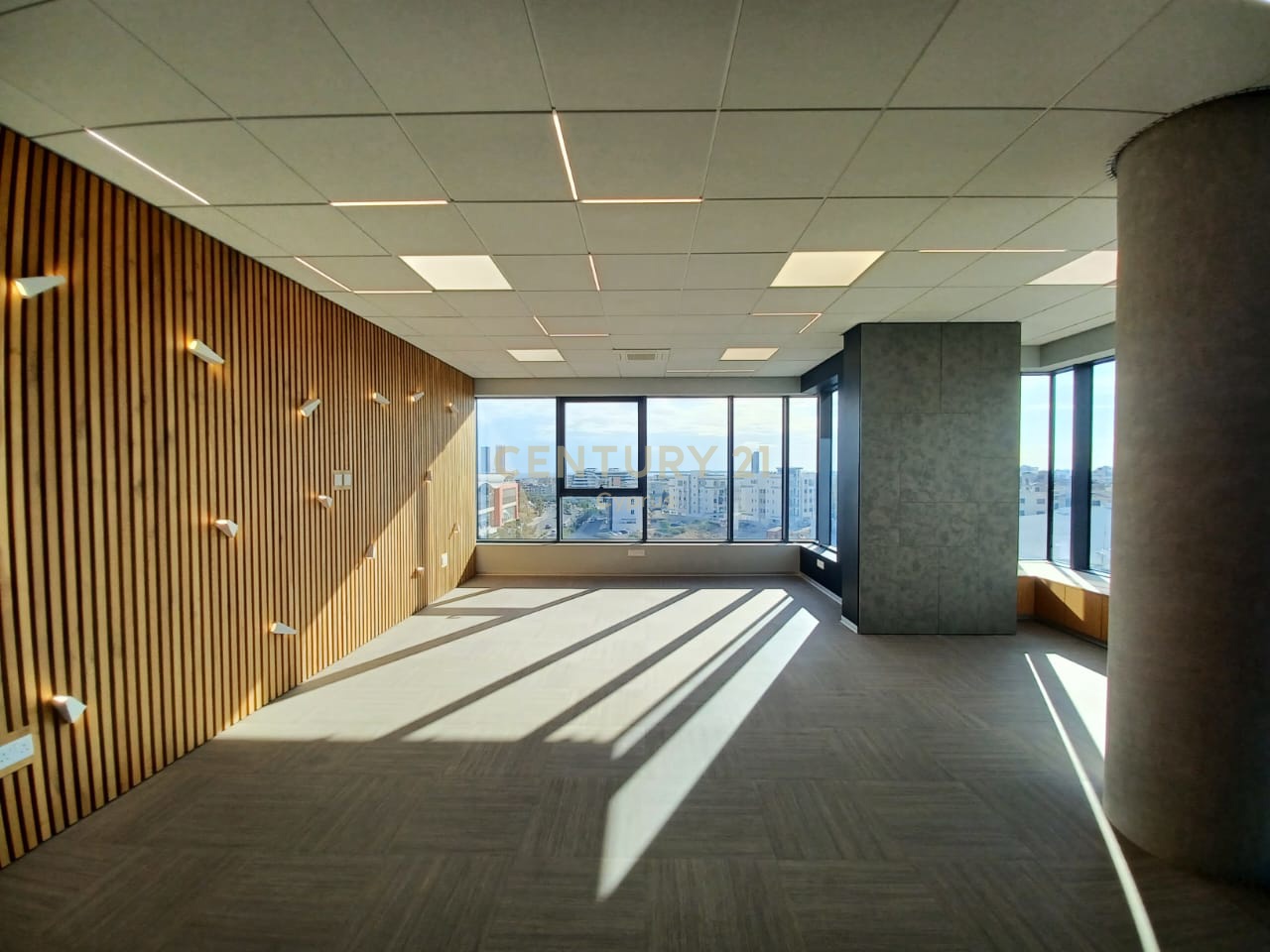 330m2 Oficina en Agios Athanasios, Limassol, Chipre No. 54233