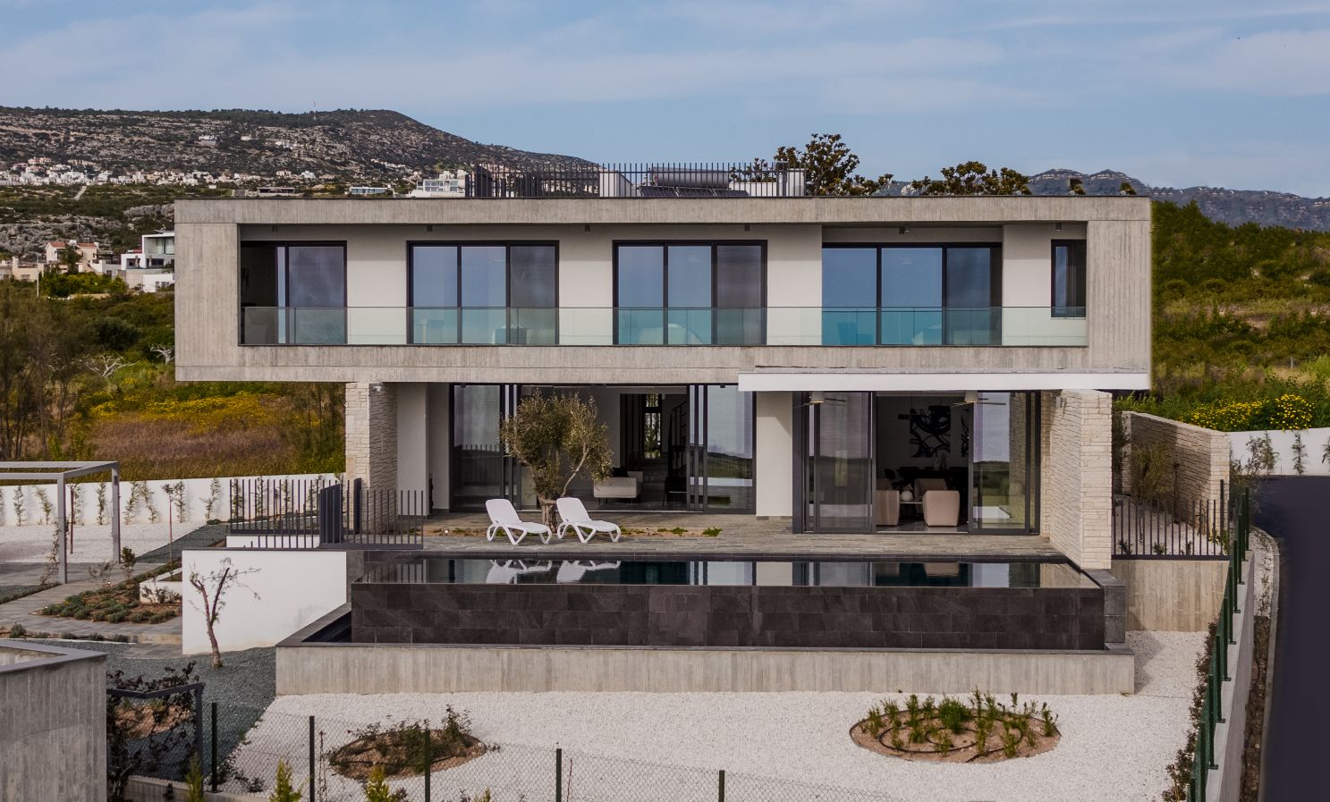 5 bedrooms Villa in Paphos, Cyprus No. 49577
