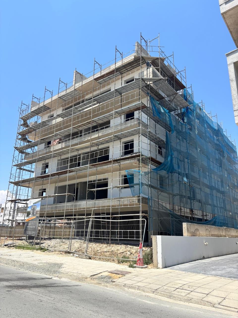 2 bedrooms Apartment in Larnaka, Cyprus No. 50786