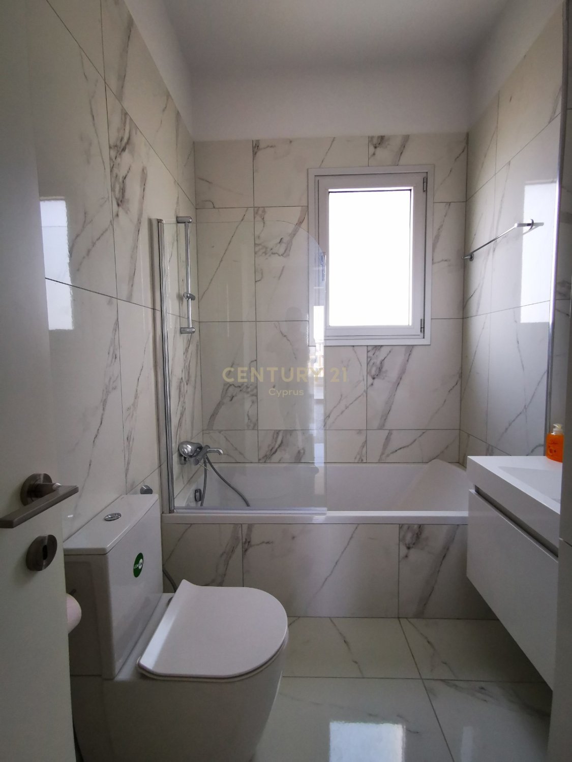 2 chambres Appartement à Agios Tychonas, Limassol, Chypre No. 58575