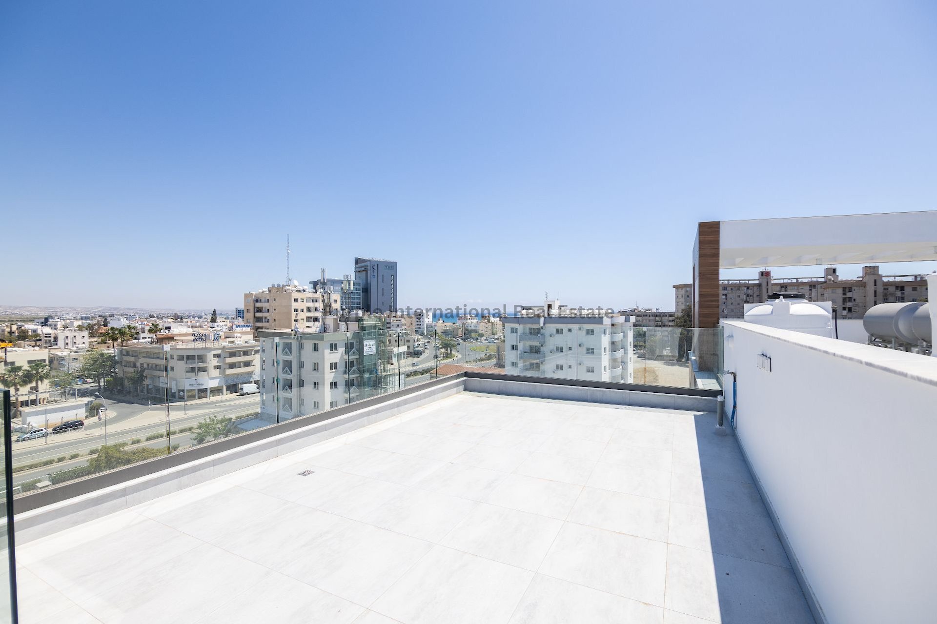 2 bedrooms Apartment in Larnaca, Larnaka, Cyprus No. 51857