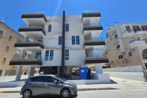 2 bedrooms Apartment in Larnaca, Larnaka, Cyprus No. 51855