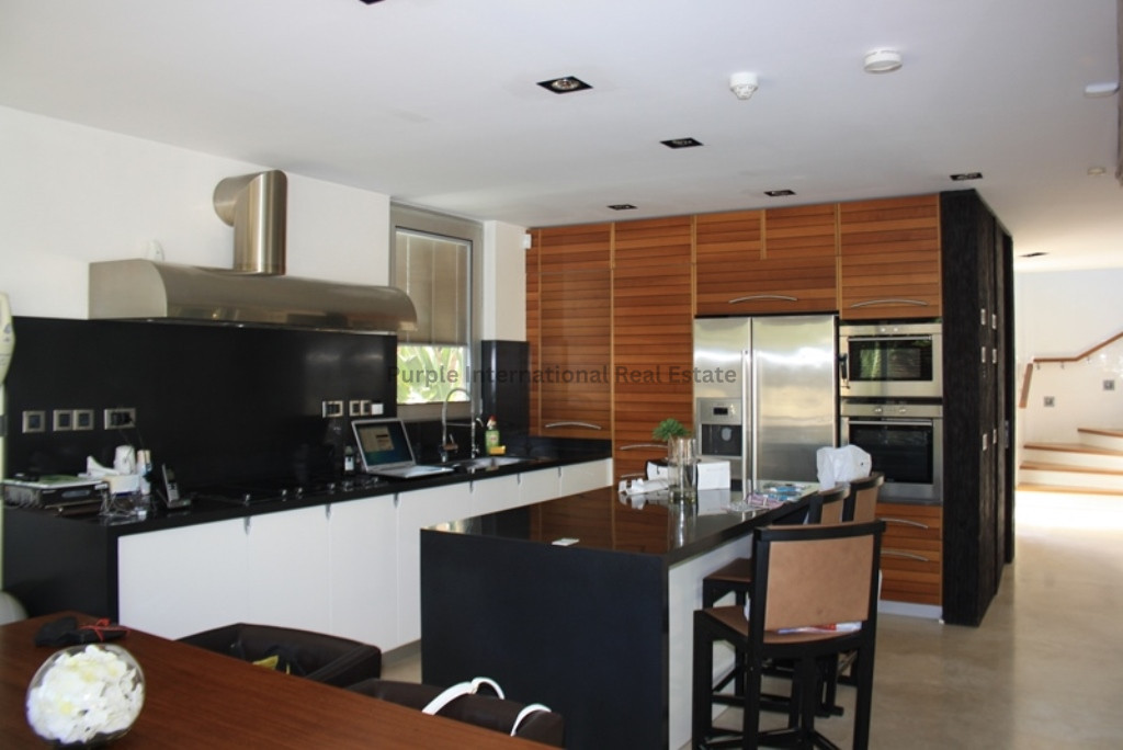 3 chambres Villa à Agios Tychonas, Limassol, Chypre No. 37794