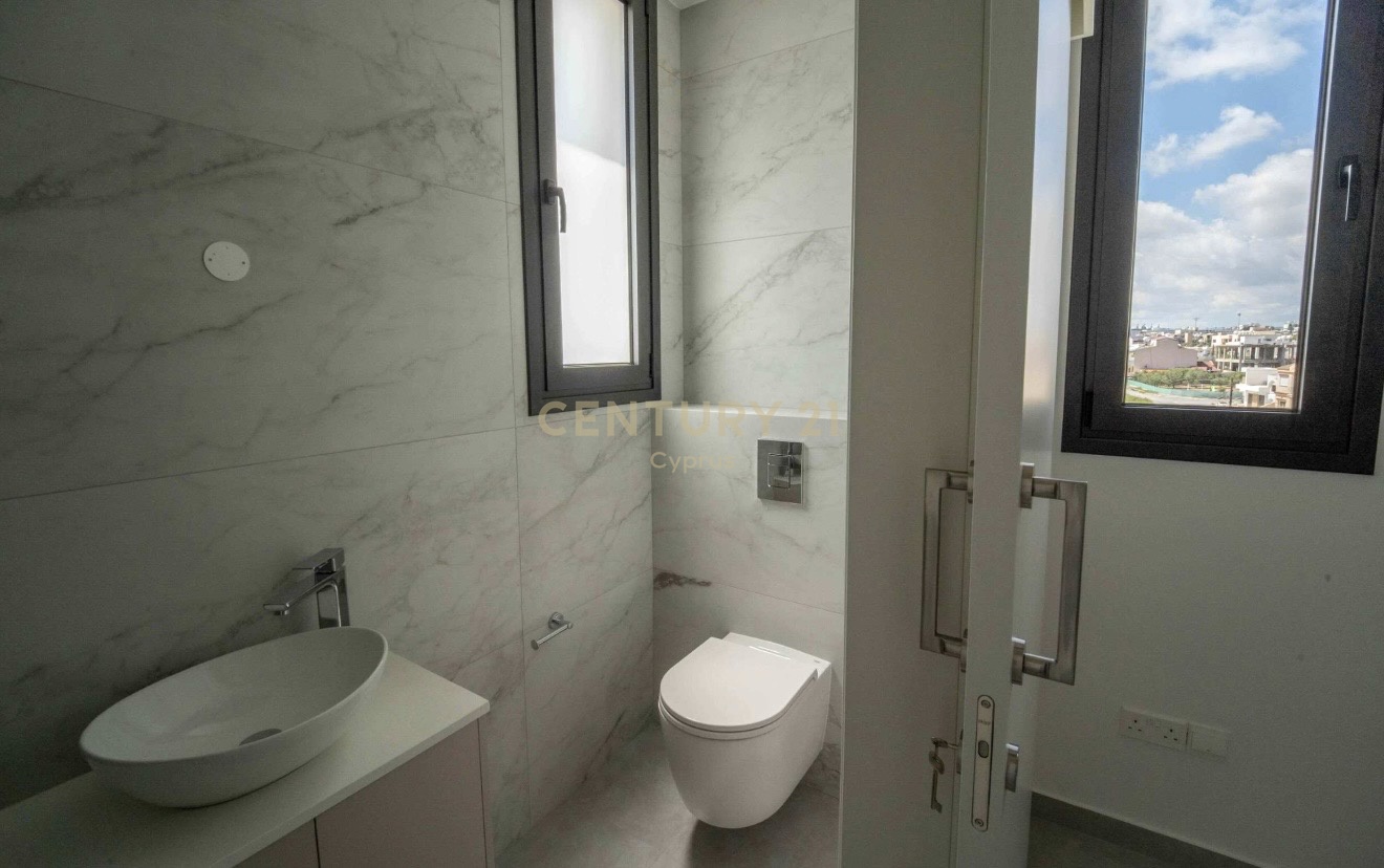 2 dormitorios Apartamento en Larnaca, Larnaka, Chipre No. 53553