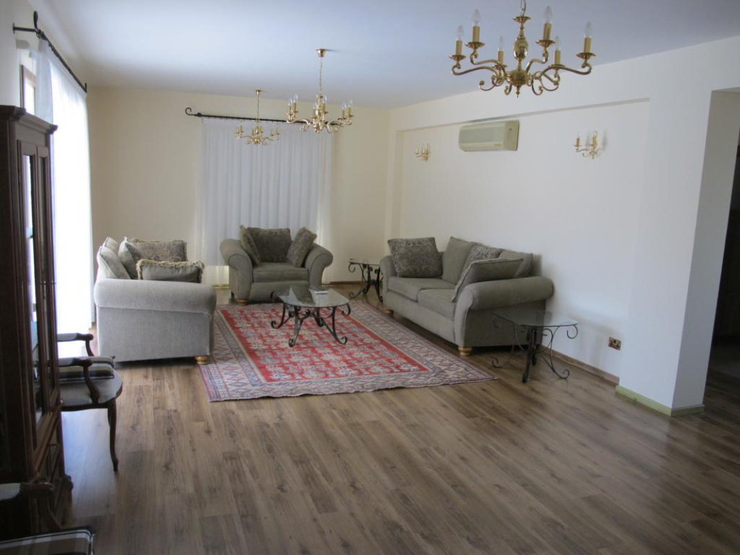 5 bedrooms Villa in Limassol, Cyprus No. 38320