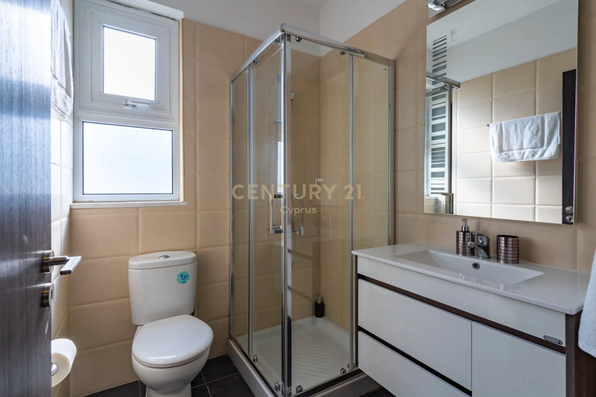 1 dormitorio Apartamento en Larnaca, Larnaka, Chipre No. 57237