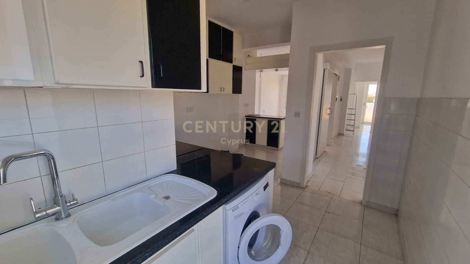 3 dormitorios Apartamento en Agios Ioannis, Limassol, Chipre No. 57242
