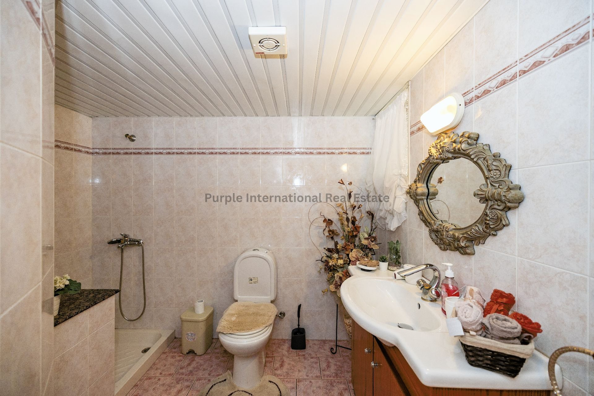 4 bedrooms Villa in Aradippou, Larnaka, Cyprus No. 35296