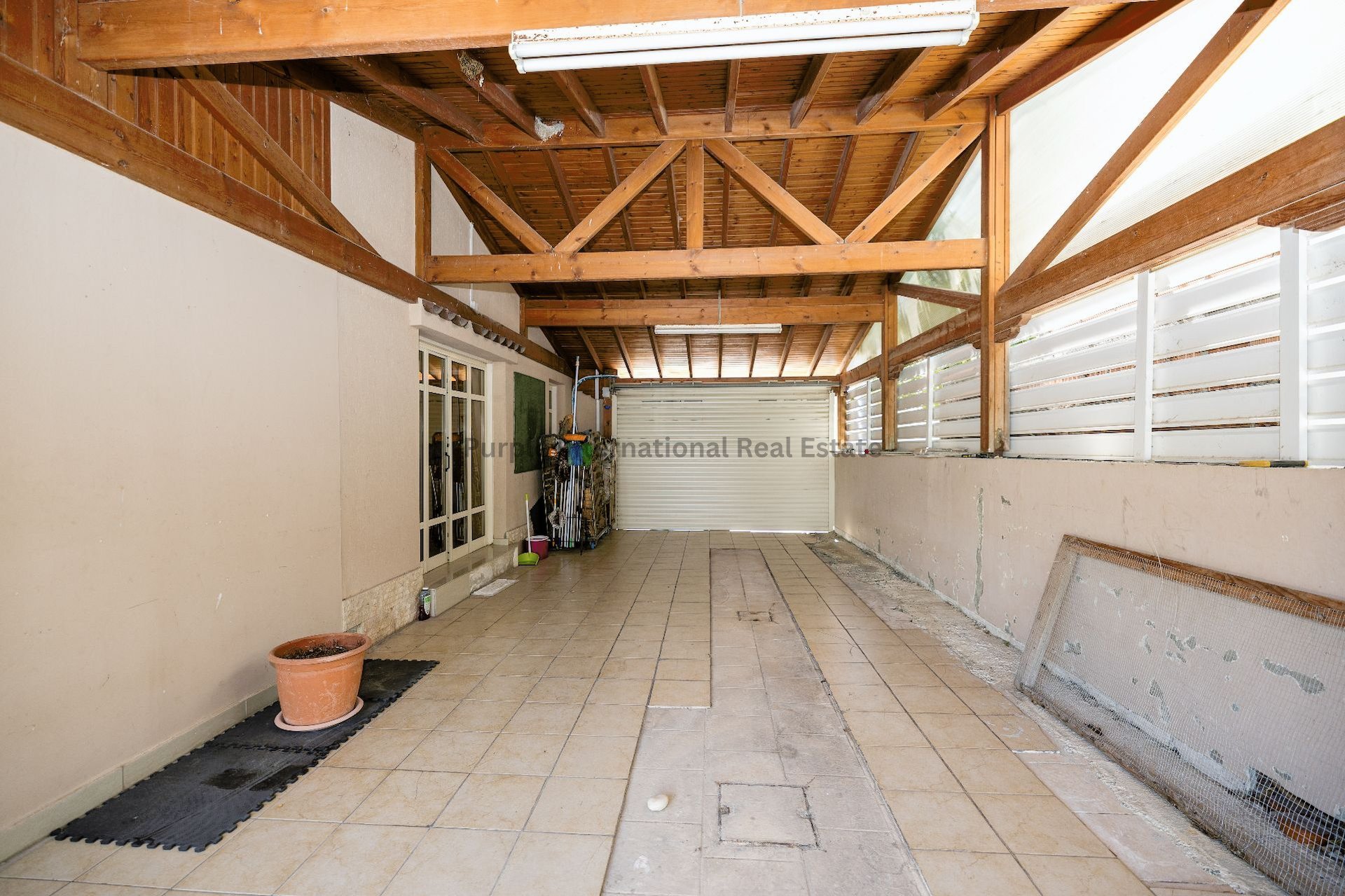 4 bedrooms Villa in Aradippou, Larnaka, Cyprus No. 35296