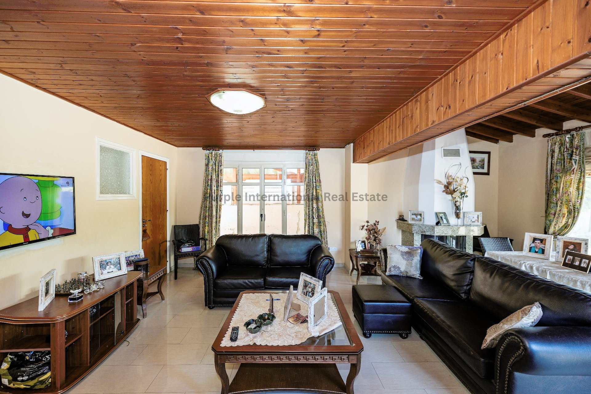 4 bedrooms Villa in Aradippou, Larnaka, Cyprus No. 35296