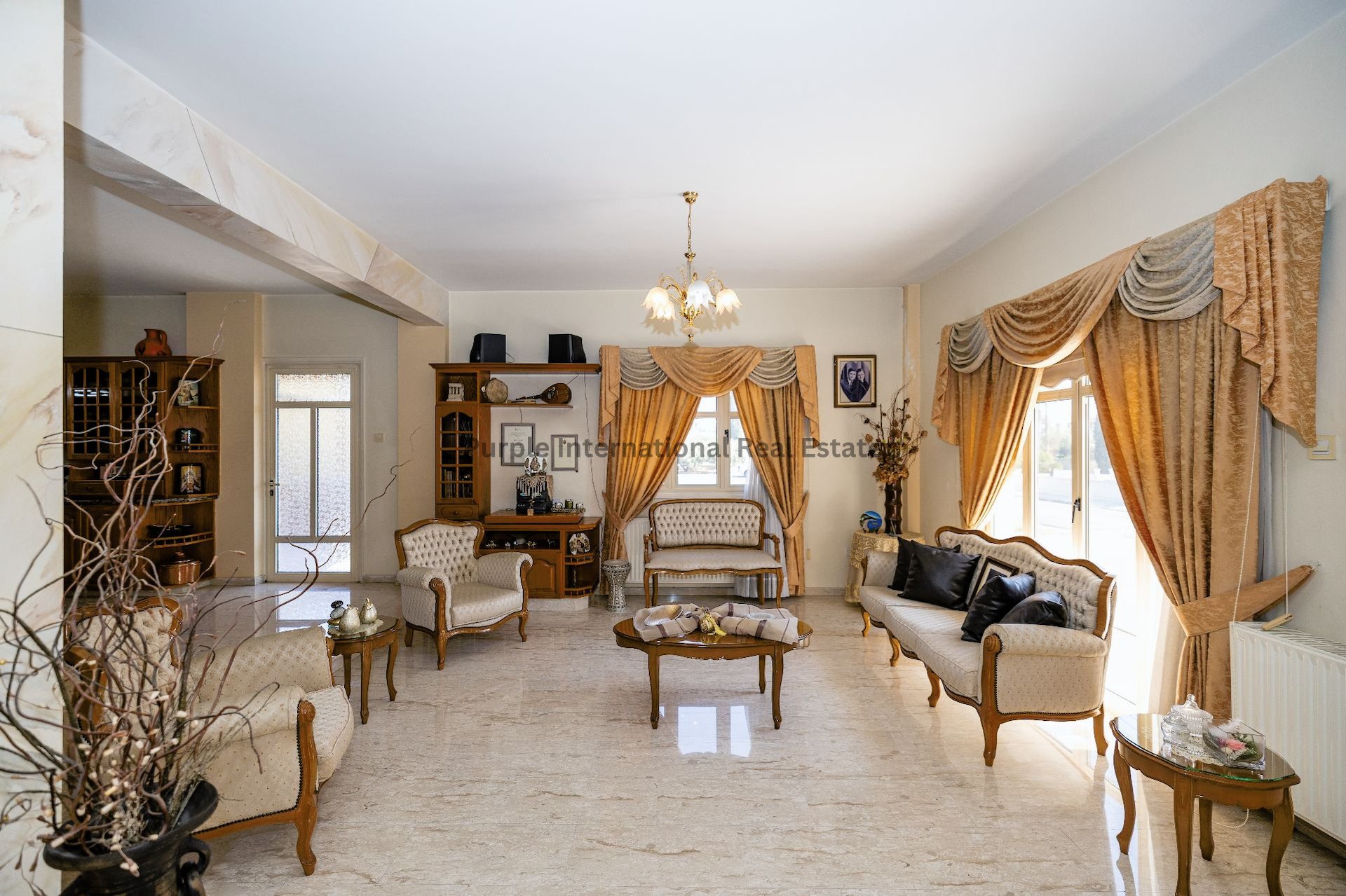 4 bedrooms Villa in Aradippou, Larnaka, Cyprus No. 35296