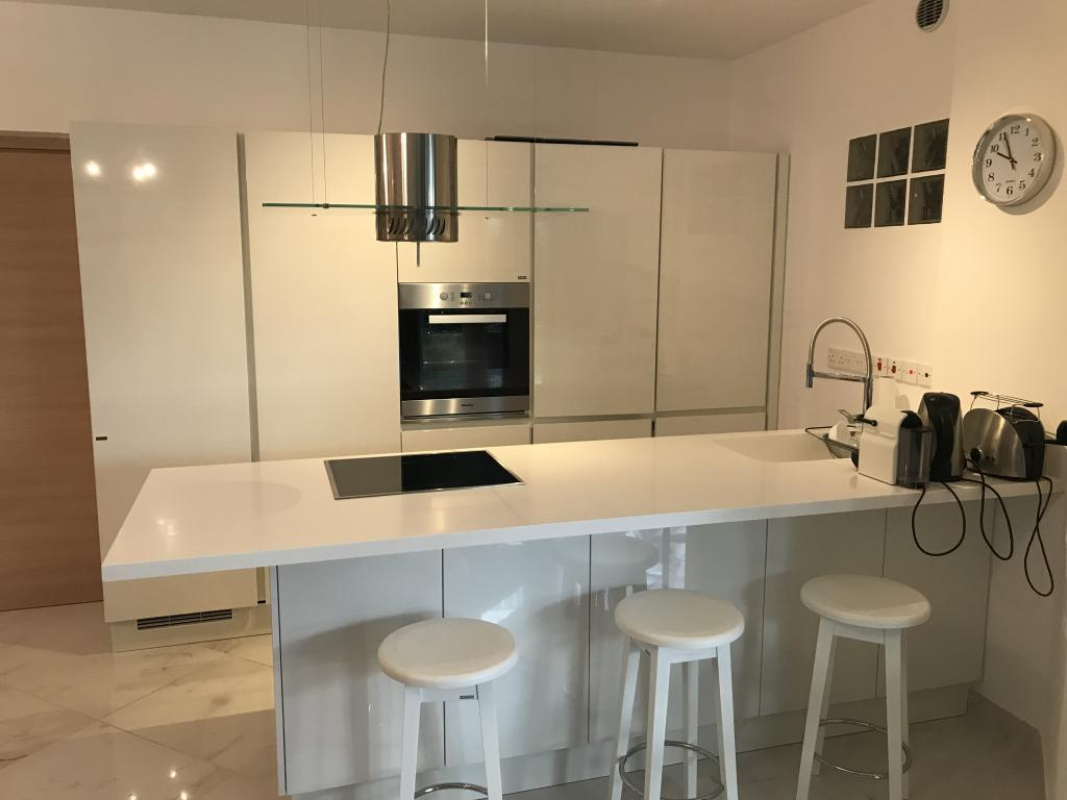 2 bedrooms Apartment in Limassol, Cyprus No. 38371